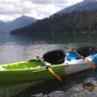 a small boat in a body of water